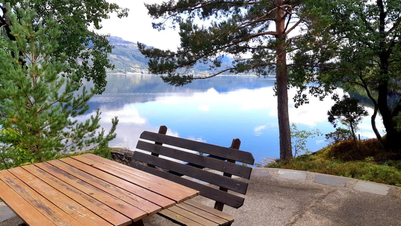 Teigen Leirstad, Feriehus Og Hytter Eikefjord Εξωτερικό φωτογραφία